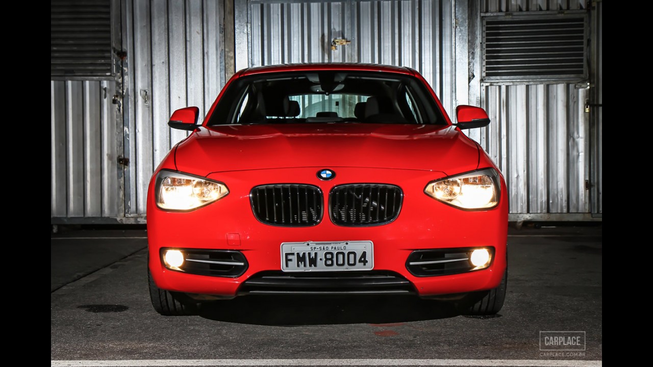 Análise CARPLACE (hatches premium): Classe A bate Série 1 e A3 em junho