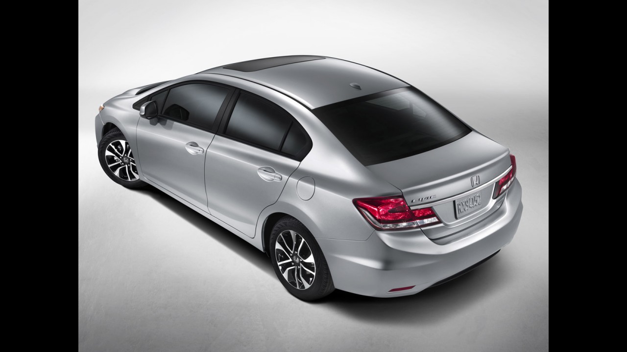 Ele mudou de novo! - Honda revela as primeiras imagens do Civic 2013 nos Estados Unidos