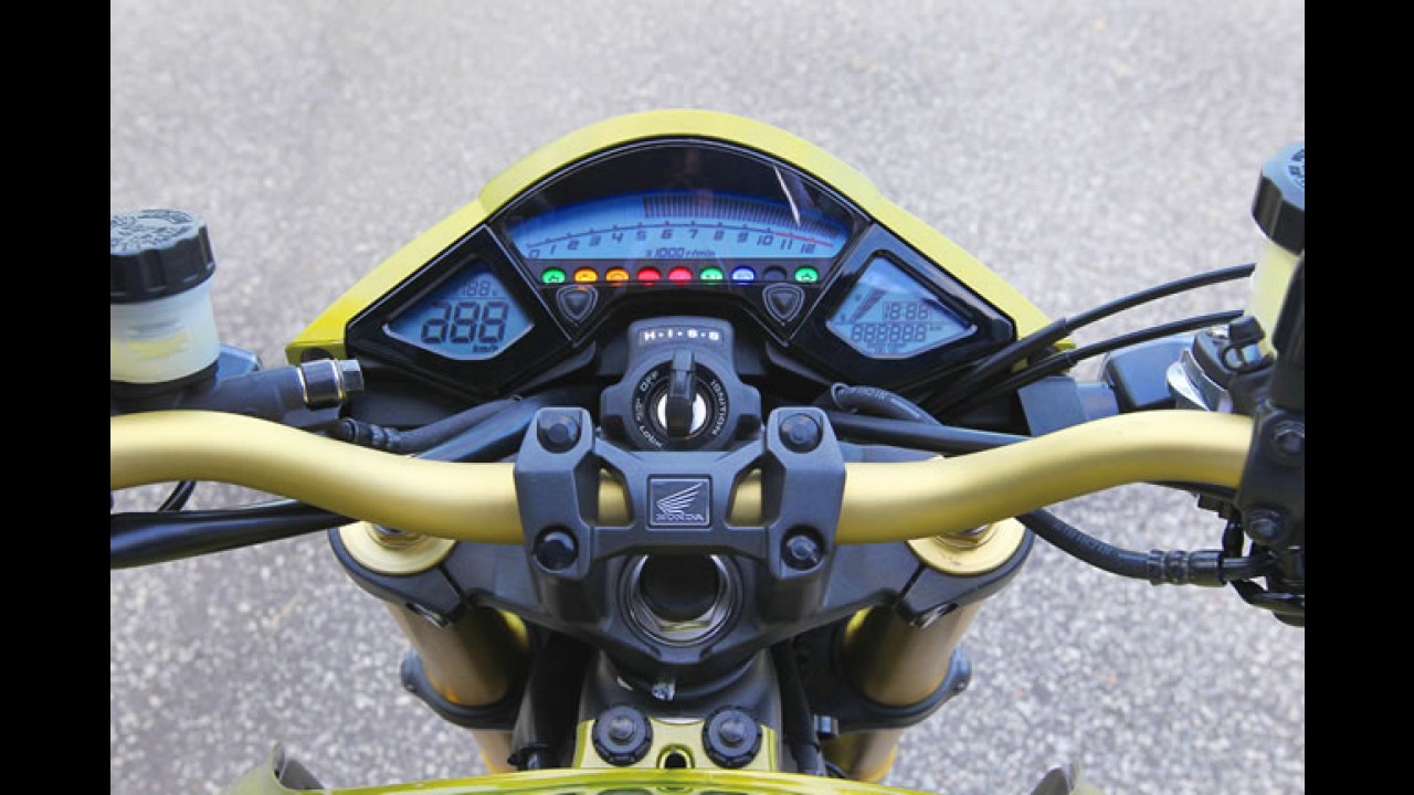 Volta rápida: Honda CB 1000R - Acelerando a moto do ano