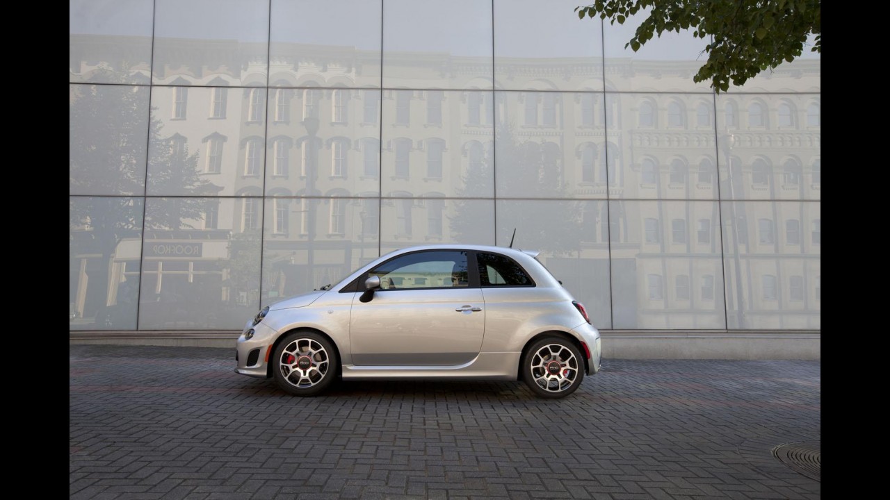 Fiat 500 Turbo é nova versão esportiva do compacto italiano nos Estados Unidos