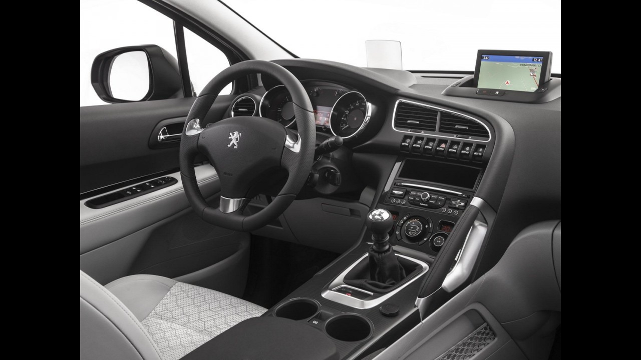 Em versão única, novo Peugeot 3008 2015 chega por R$ 99.990