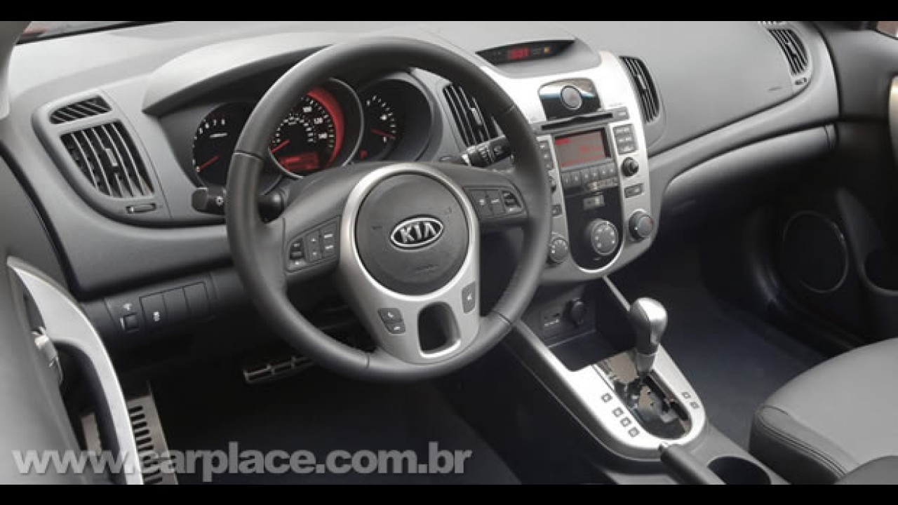 Kia Forte Koup 2010 - Versão coupé do New Cerato é apresentada em Nova York