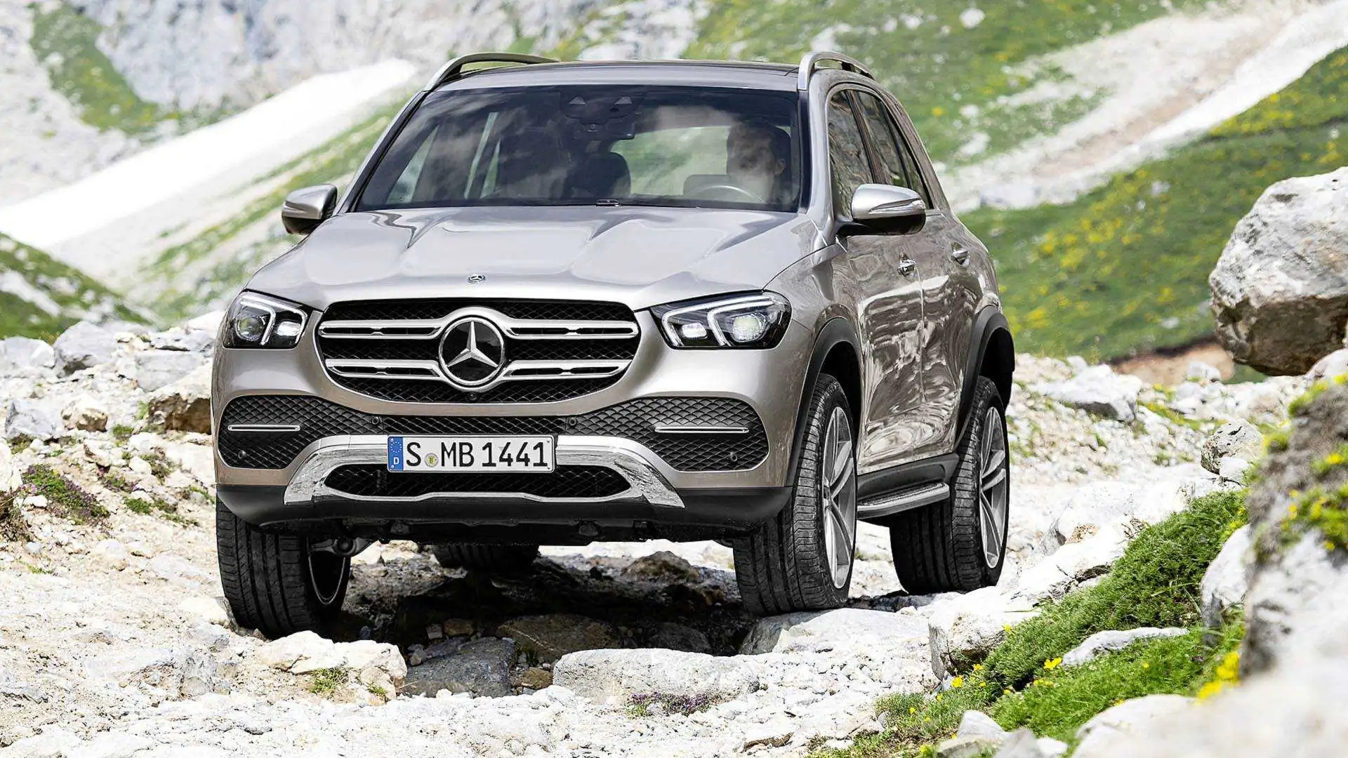 19 Mercedes Benz Gle Is A 55 685 Luxury Leviathan