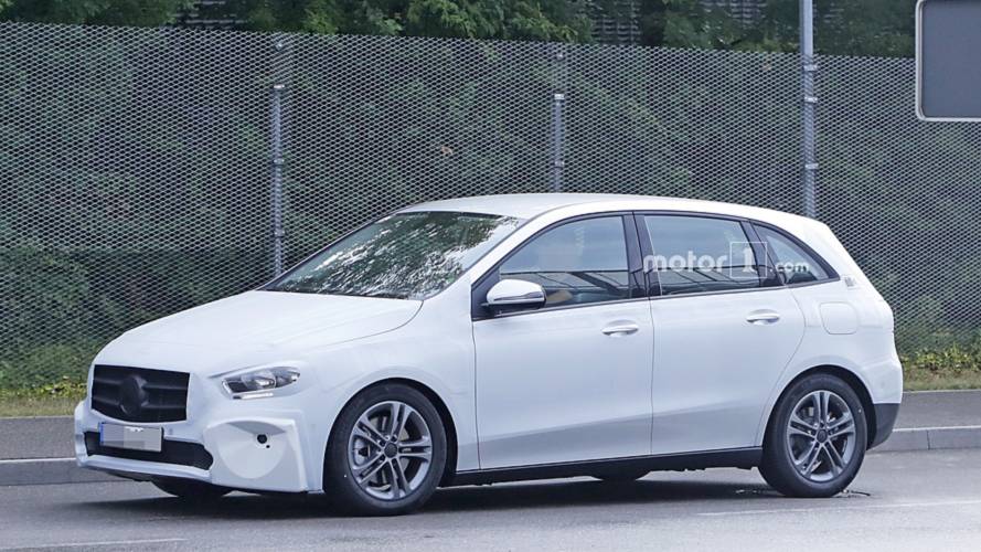 2019 Mercedes B-Class spy photo