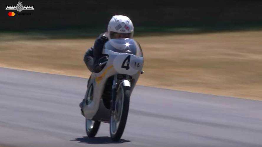 Video - Old Bikes and Old Racers Parade at Goodwood