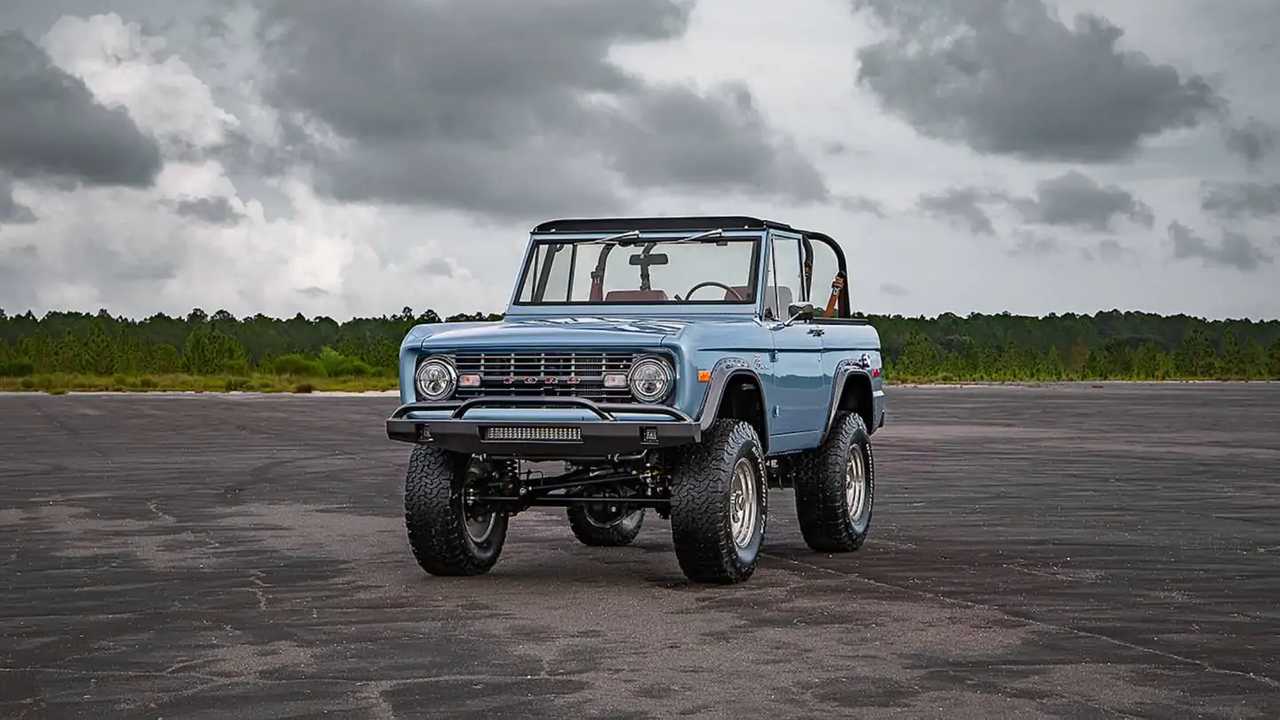 Restore Edilmiş Bir 1973 Ford Bronco