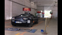 Record: il giro del mondo in Tesla Roadster