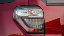 2014 Toyota 4Runner teaser image 18.4.2013