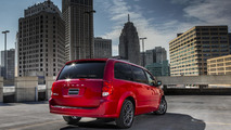 Dodge Grand Caravan Blacktop special edition 10.1.2013