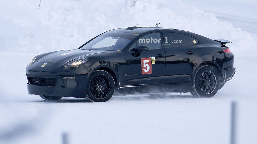 Muhtemel 2019 Porsche Mission E Casus Fotoğrafları
