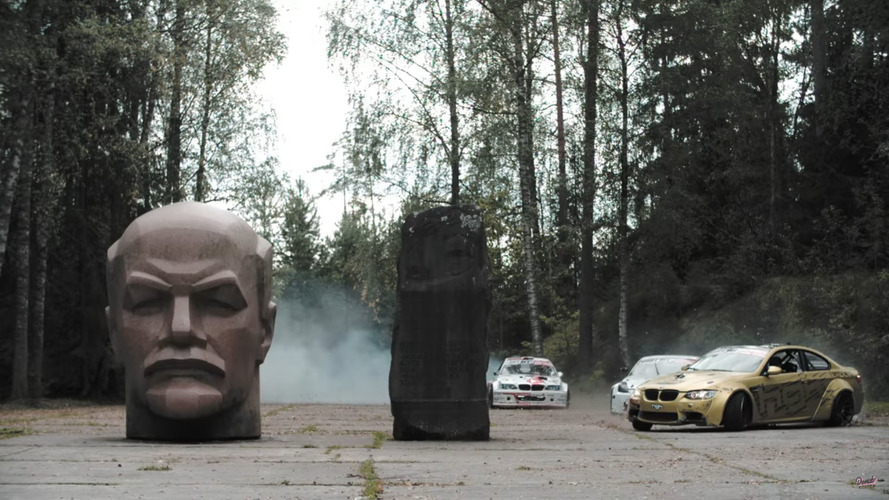 VIDÉO - Une Nissan et deux BMW dans une base soviétique