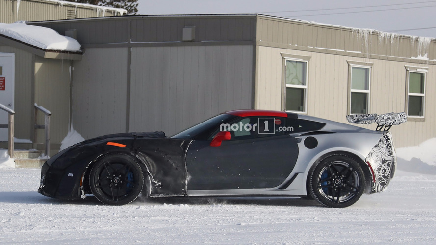 2018 Chevrolet Corvette ZR1 casus fotoğraflar