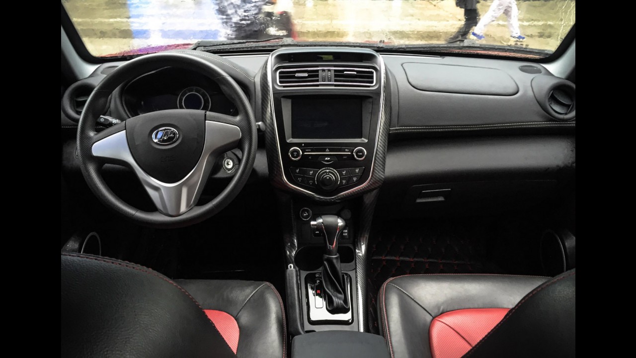 Chinês mais vendido no Brasil, Lifan X60 reestilizado é lançado na Rússia
