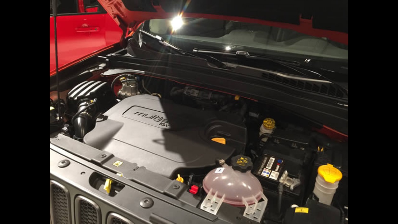 Jeep Renegade é lançado no Brasil por R$ 66.900 - versão diesel custa R$ 99.900
