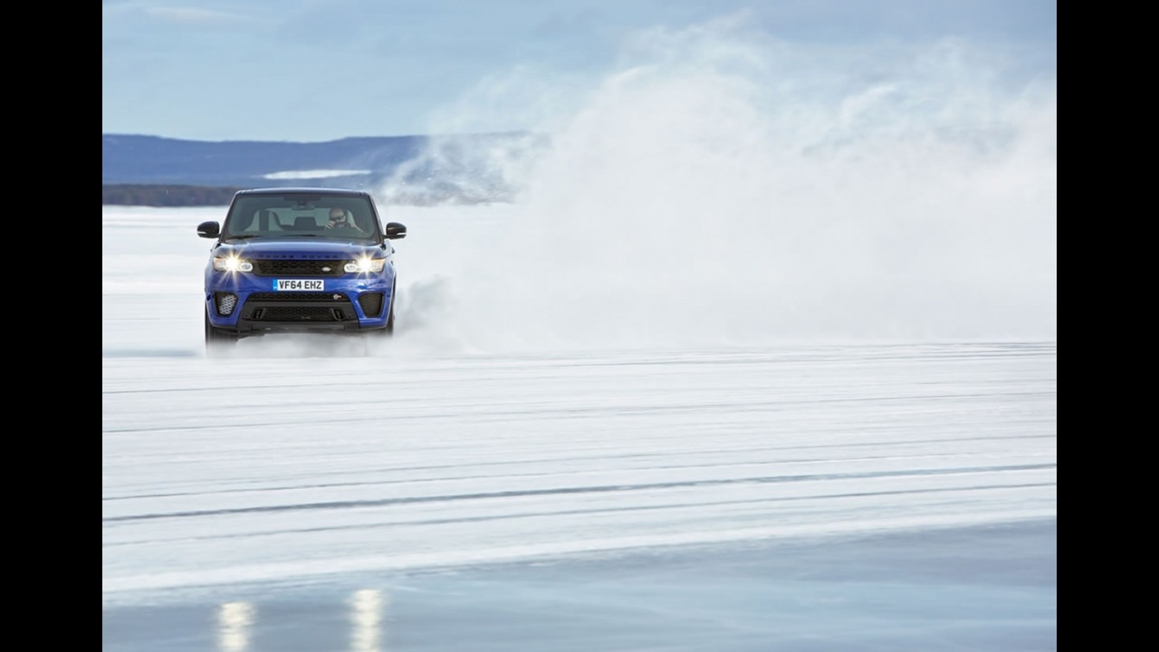 Range Rover Sport SVR é testado ao extremo em lago congelado no Ártico