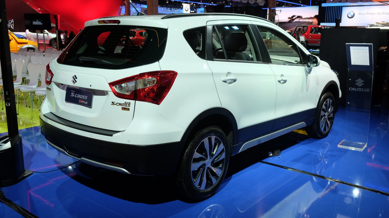 Salão do Automóvel: Suzuki S-Cross estreia novo visual e motor Boostjet 1.4 turbo - veja preços