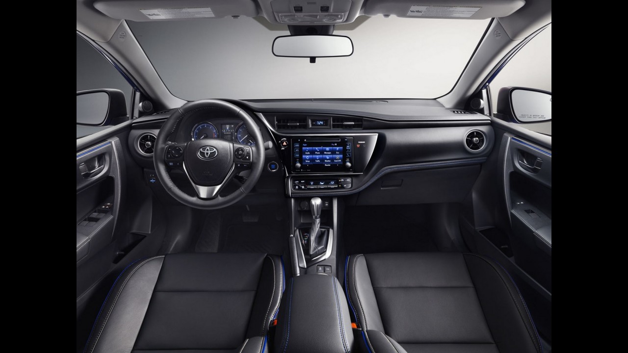Toyota Corolla 2017 ganha retoque visual e mais equipamentos nos EUA