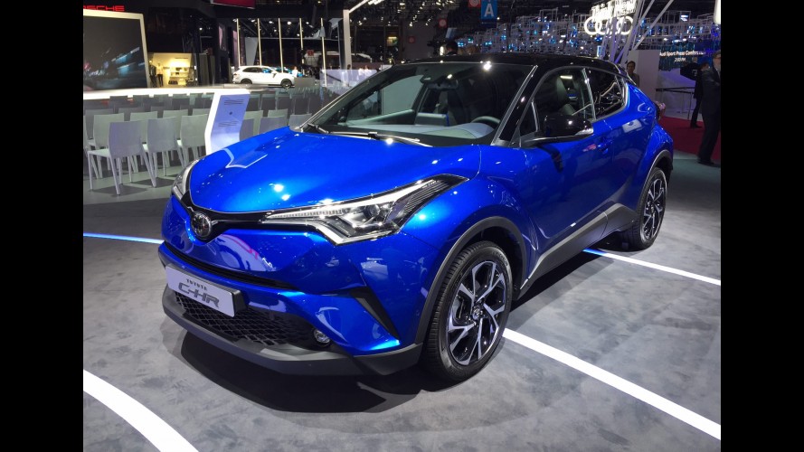 Paris: Toyota C-HR
