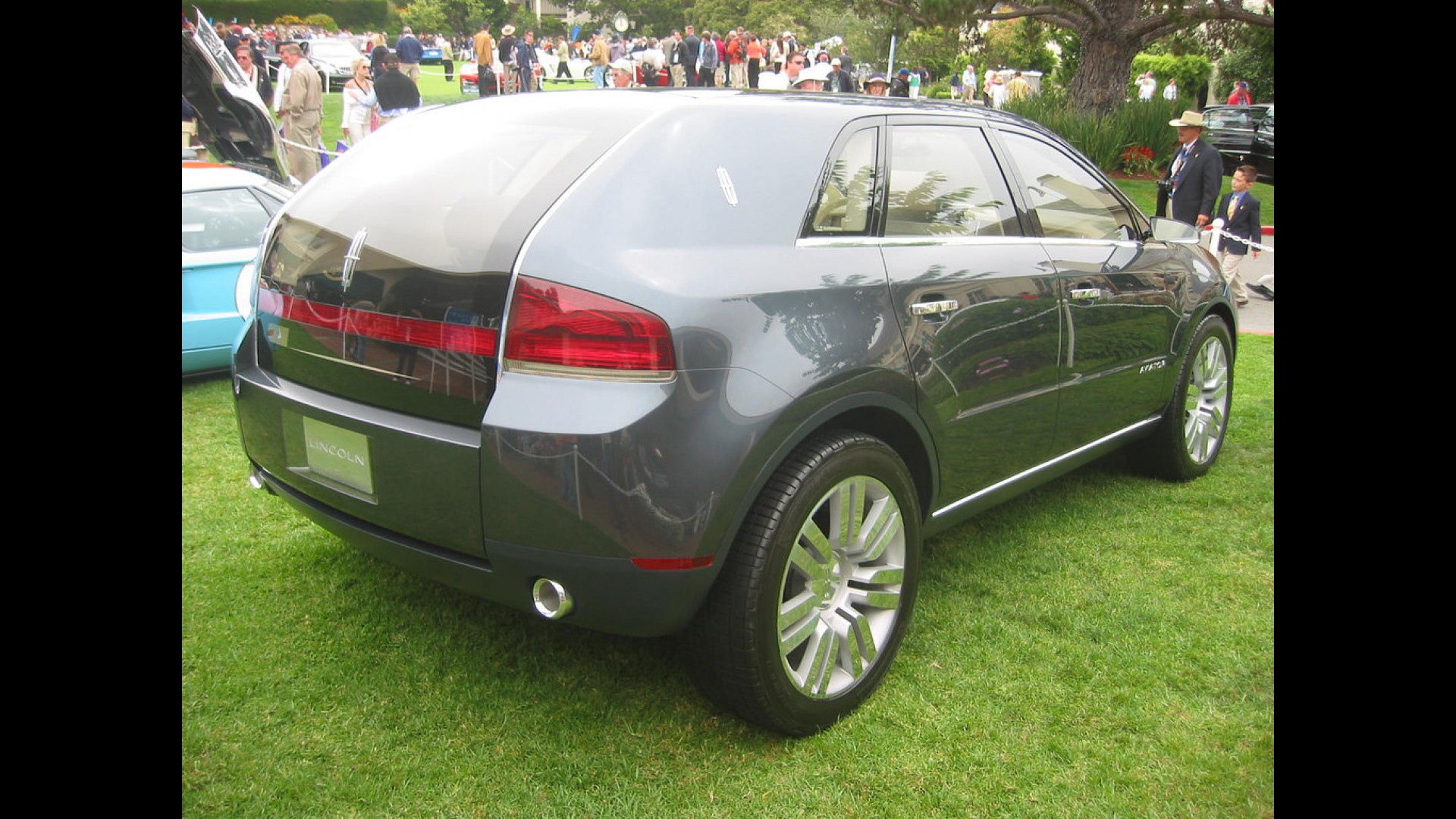 Lincoln Aviator Concept Lincoln Aviator Concept