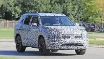 2020 Mitsubishi Outlander Casus Fotoğraflar