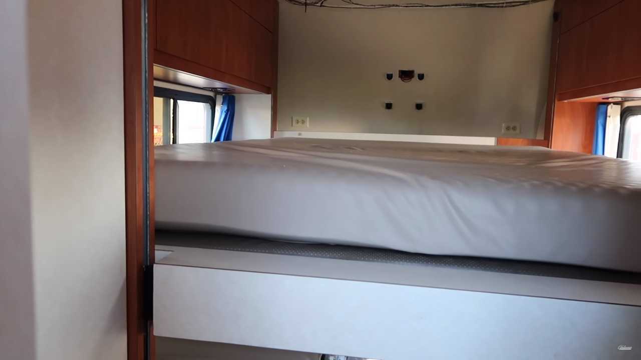 Mercedes-Benz Sprinter camperizada artesanalmente