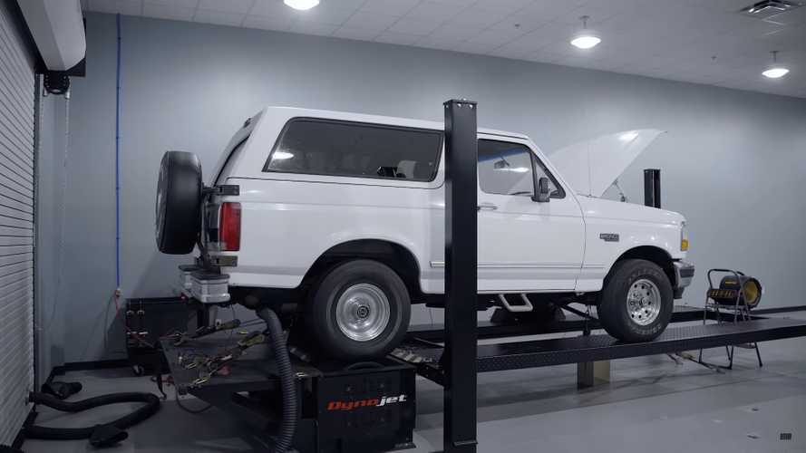 1996 Ford Bronco With 212,000 Miles Tests Its Old V8 On The Dyno