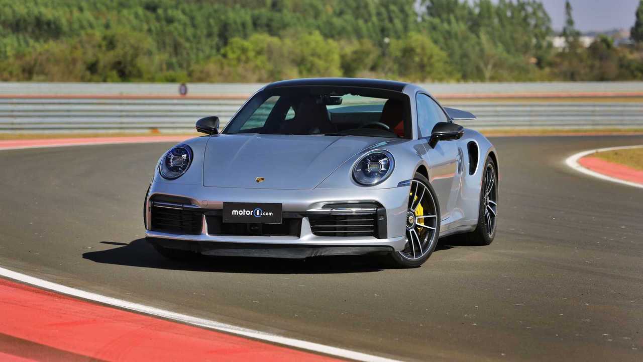 Porsche 911 Turbo S 2021 no Circuito Panamericano