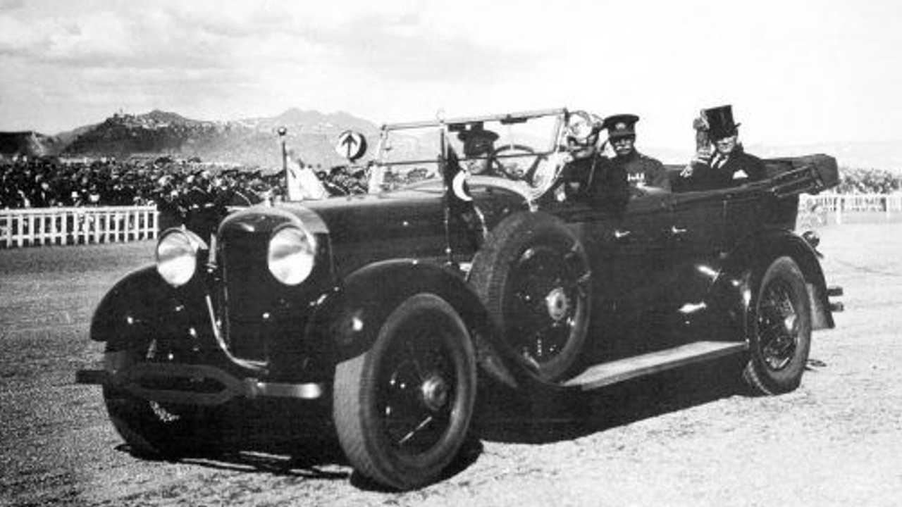 Ulu önderin Lincoln Cabriolet'i