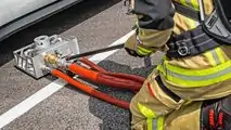 L'estintore Rosenbauer per le auto elettriche