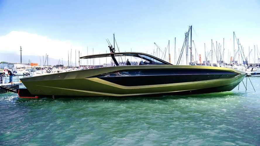 Conor McGregor Ikut Pesan Yacht Lamborghini 63 dan Sudah Jadi