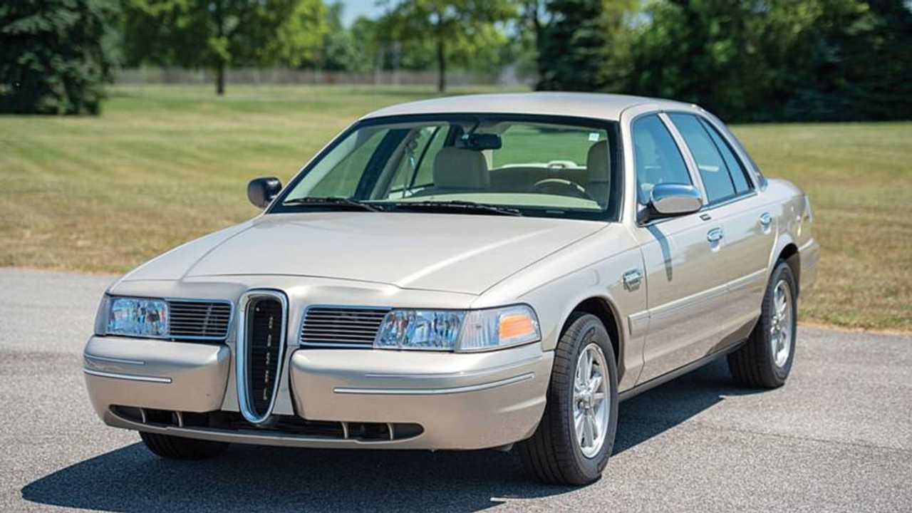 Edsel tribute car based on Ford Crown Victoria