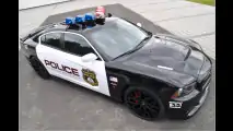 Police, please!