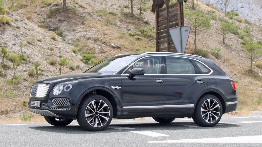 Bentley Bentayga híbrido enchufable fotos