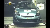 C3 patzt beim Crashtest