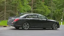 Mercedes S Class facelift spy photo