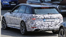 Audi RS4 Avant spy photos