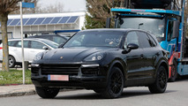 2018 Porsche Cayenne spy photo