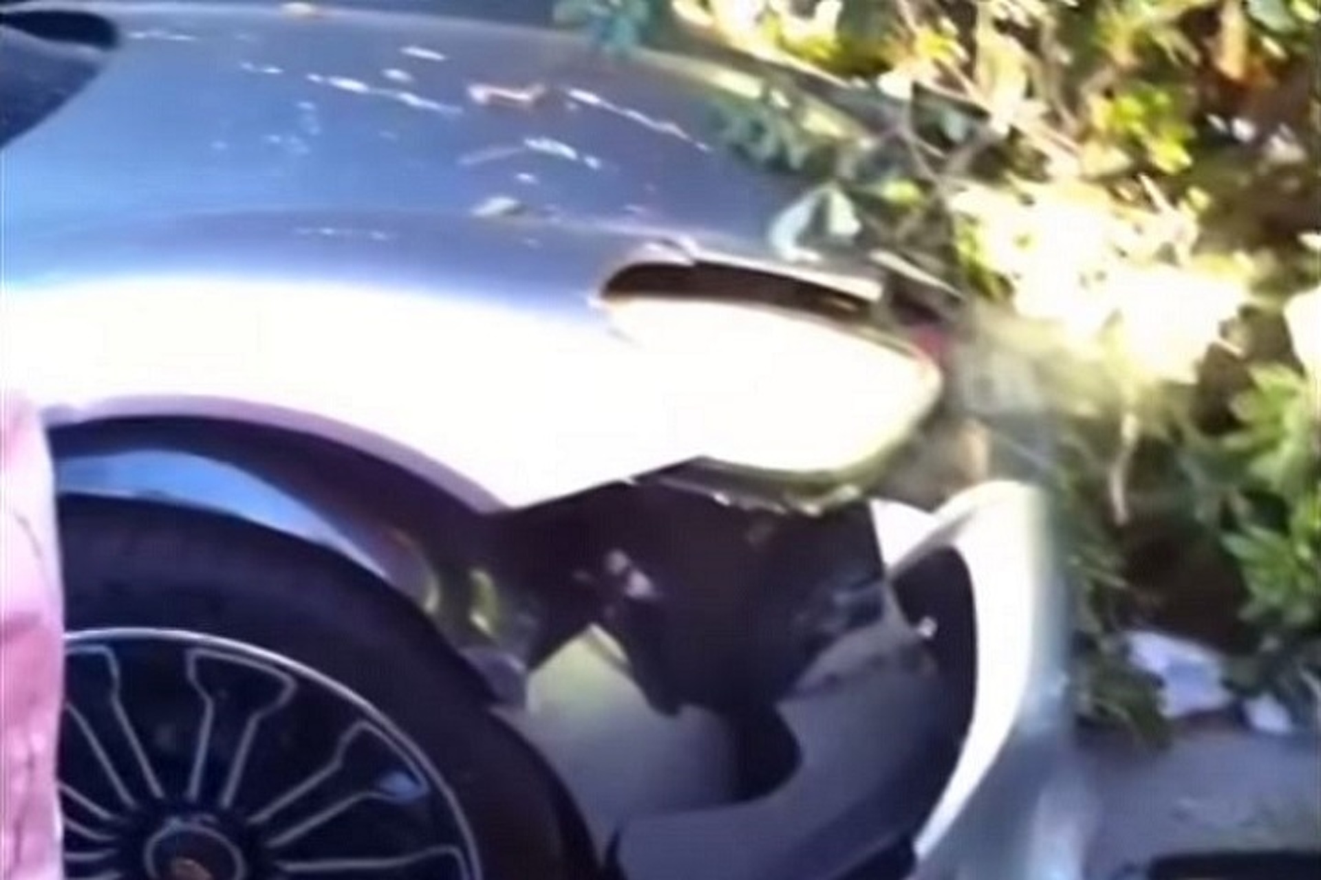 Try Not to Cringe as This Porsche 918 Spyder Crashes
