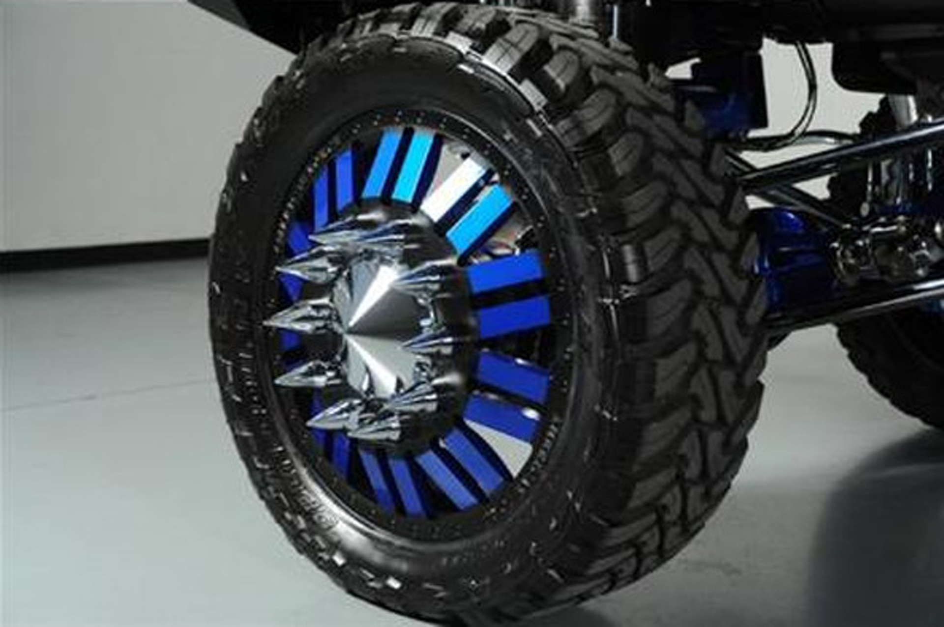 Ram 3500 Custom Texas Truck is All Kinds of Awful