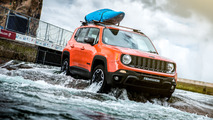 Jeep Renegade drives white water rafting course