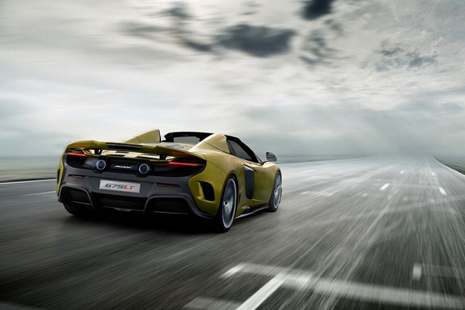 McLaren Exposes 675LT Spider Drivers To The Rawness Of the World