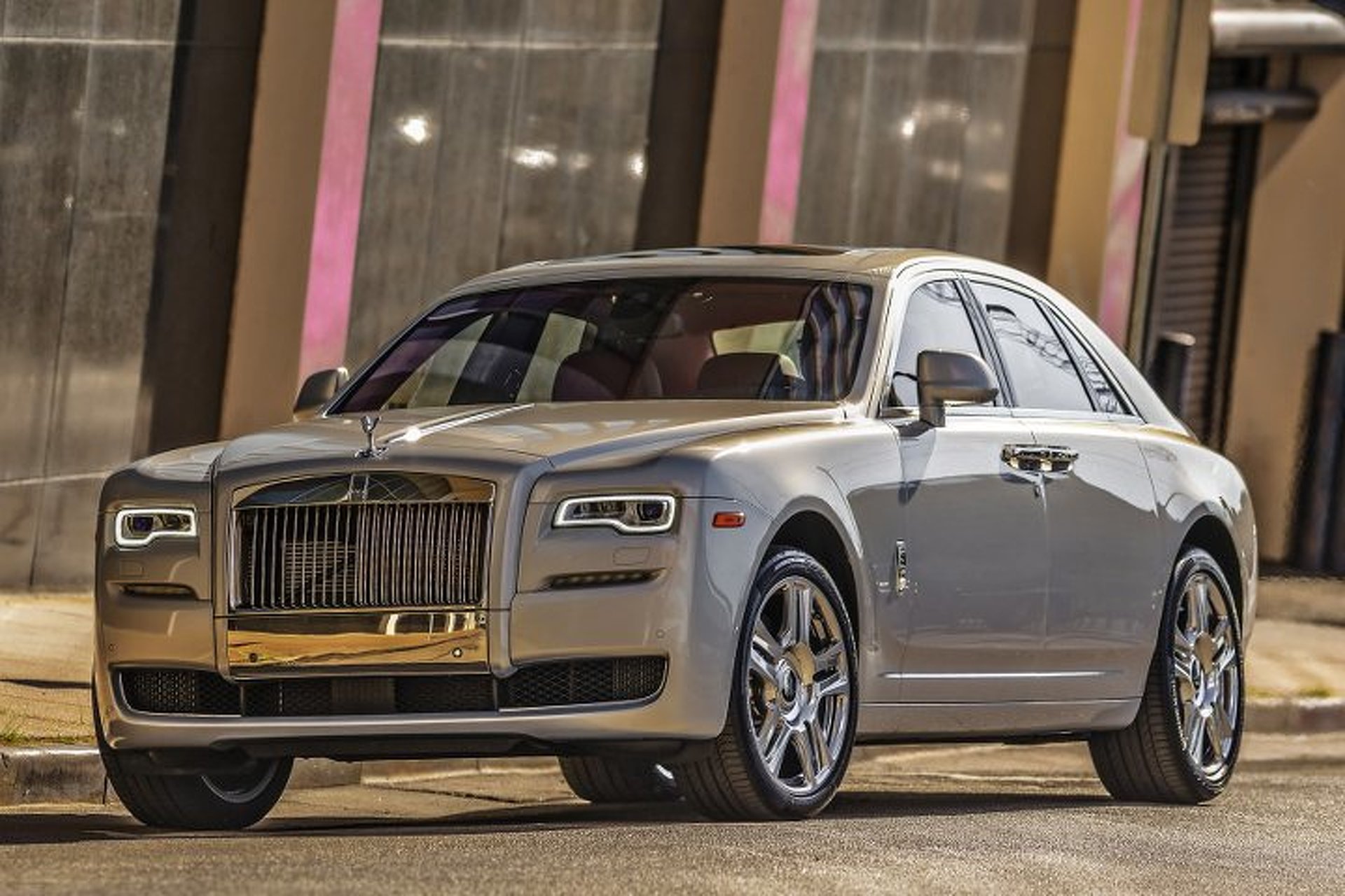 Rolls-Royce Announces End of Phantom Line–With Special Editions, of Course