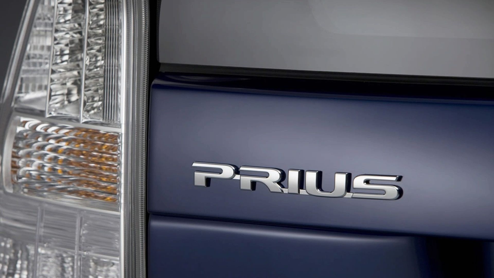 Toyota Confirms Prius Had Brake Design Problems