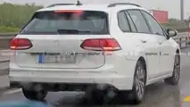 Nuova Volkswagen Golf Variant, le prime foto spia