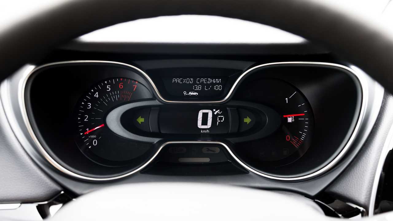 Kia XCeed, Renault Kaptur, Lexus UX