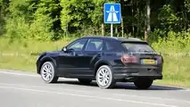 Bentley Bentayga nuova foto spia