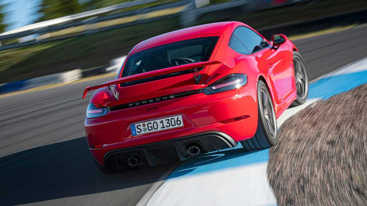Porsche 718 Cayman GT4 (2019) in the test