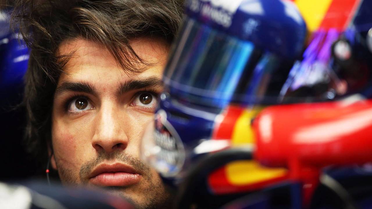 Carlos Sainz se estrena en Renault