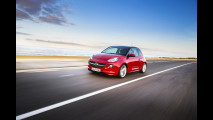 Opel Adam controlla l'Iphone con IntelliLink
