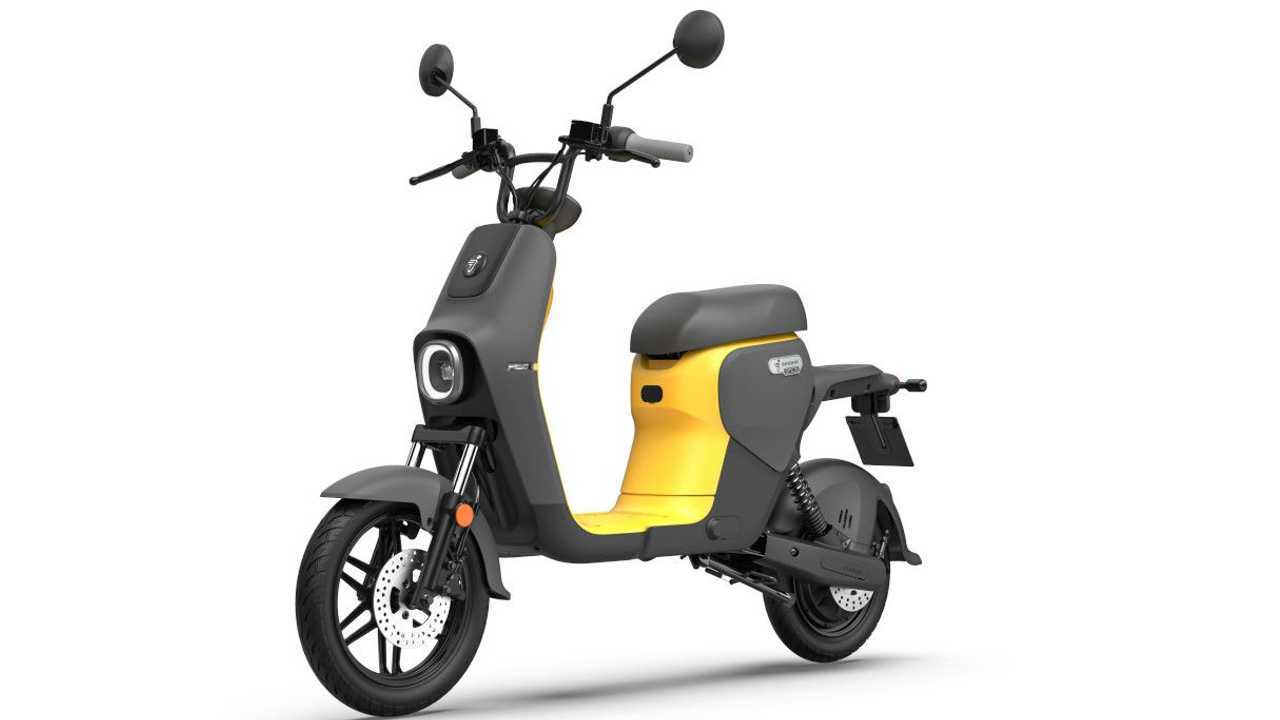 eMoped_B110S_Yellow-Dark_Grey_45_view_t